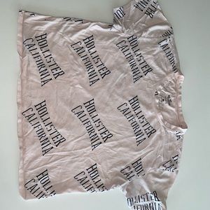 Pink Hollister Cropped T-Shirt (Size Large)